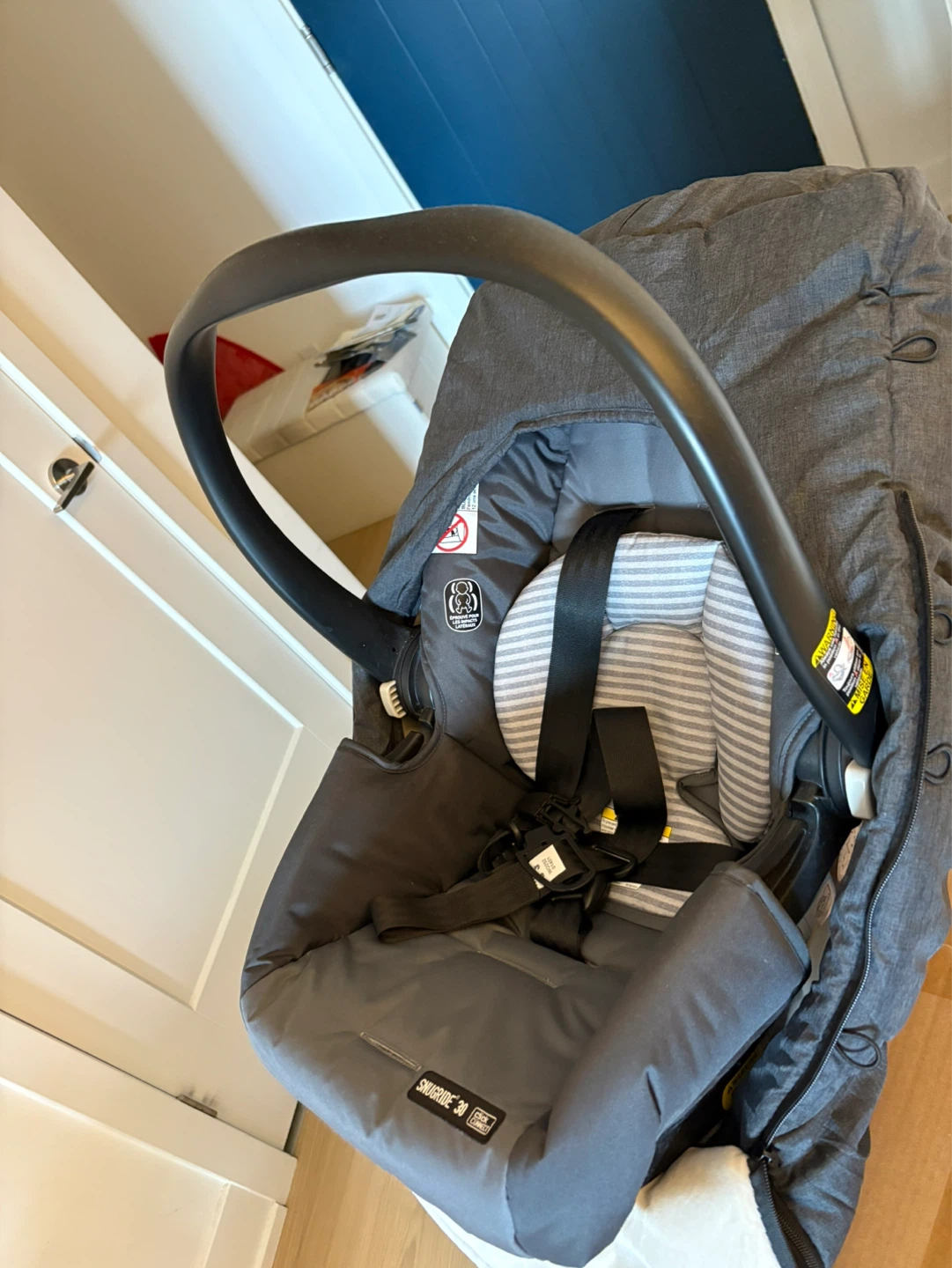 Graco SnugRide 30 Infant Car Seat - photo 3
