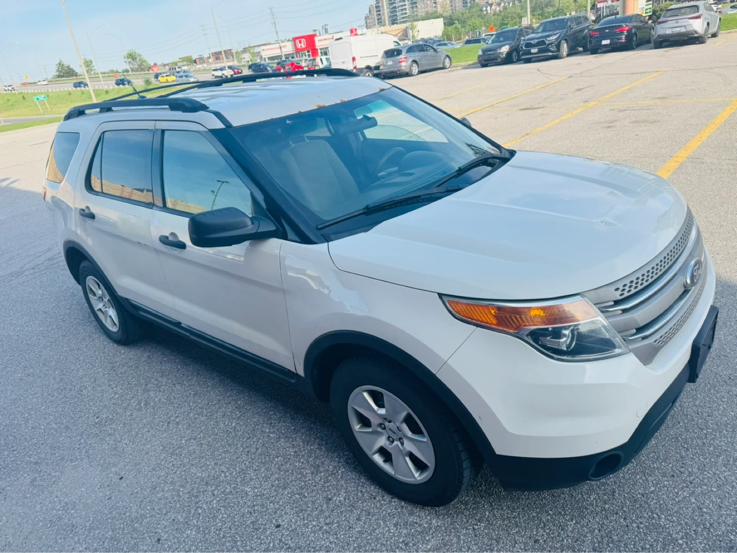 2011  Ford Explorer SUV 7 seater - photo 4