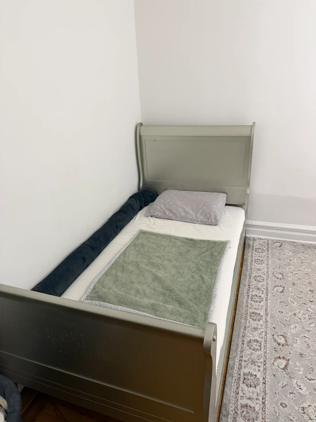 Gray Sleigh Toddler Bed - photo 2