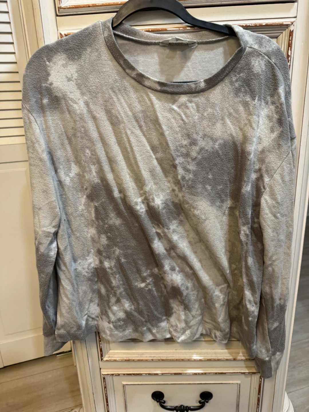 Time and Tru Tie-Dye Sweatshirt Size M