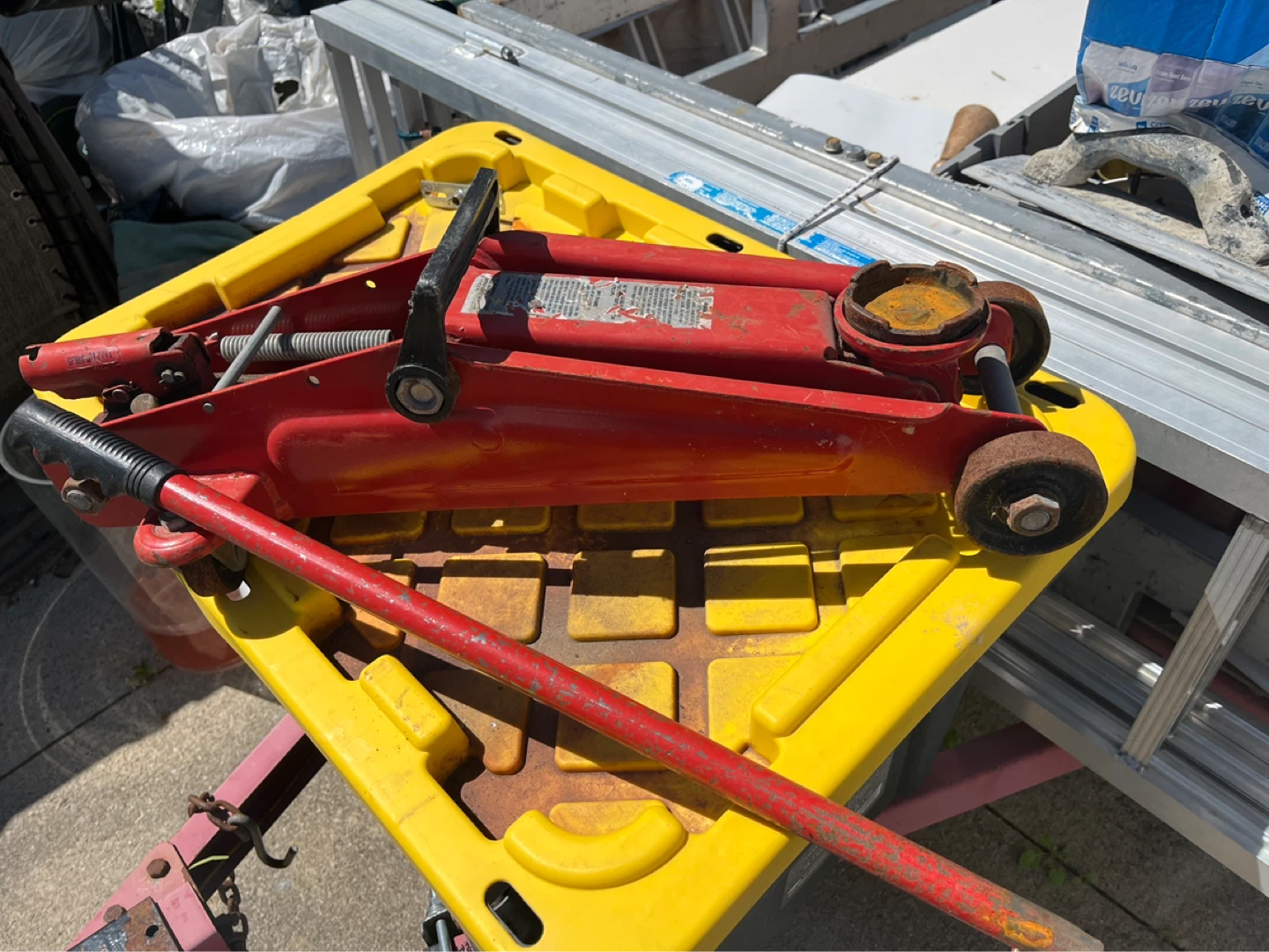 Red Hydraulic Floor Jack with Handle