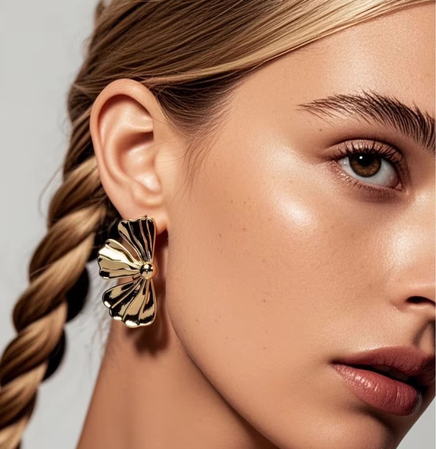 Gold Bloom Flower Stud Earrings - photo 2