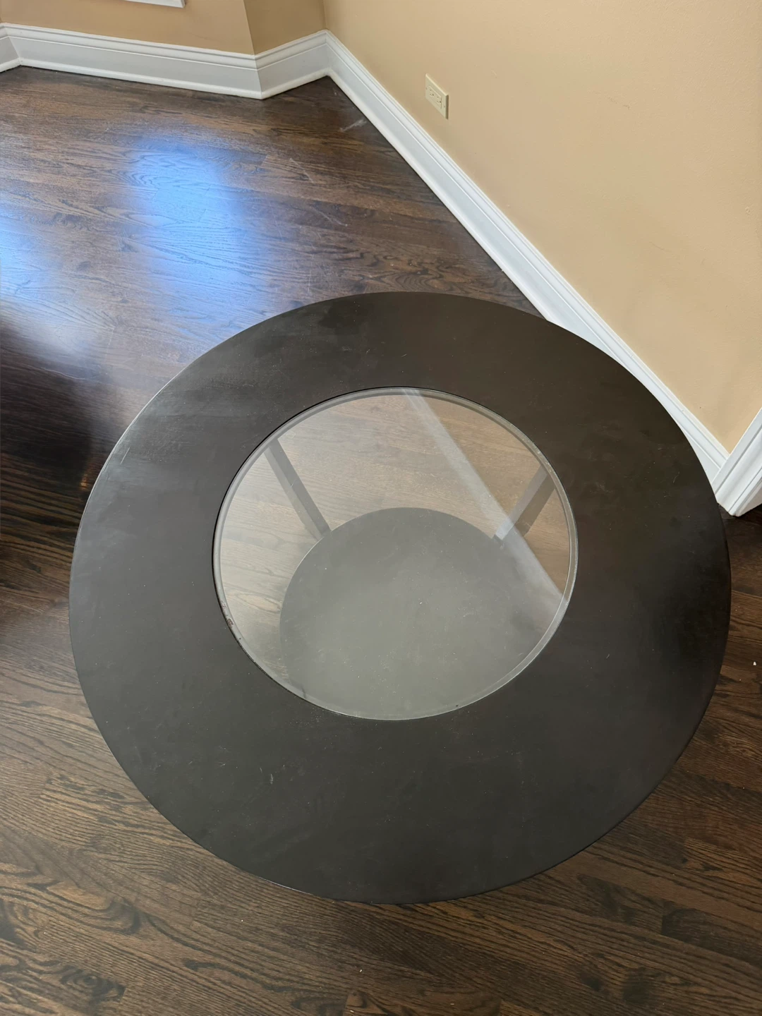 Round Coffee Table with Glass Insert - photo 4
