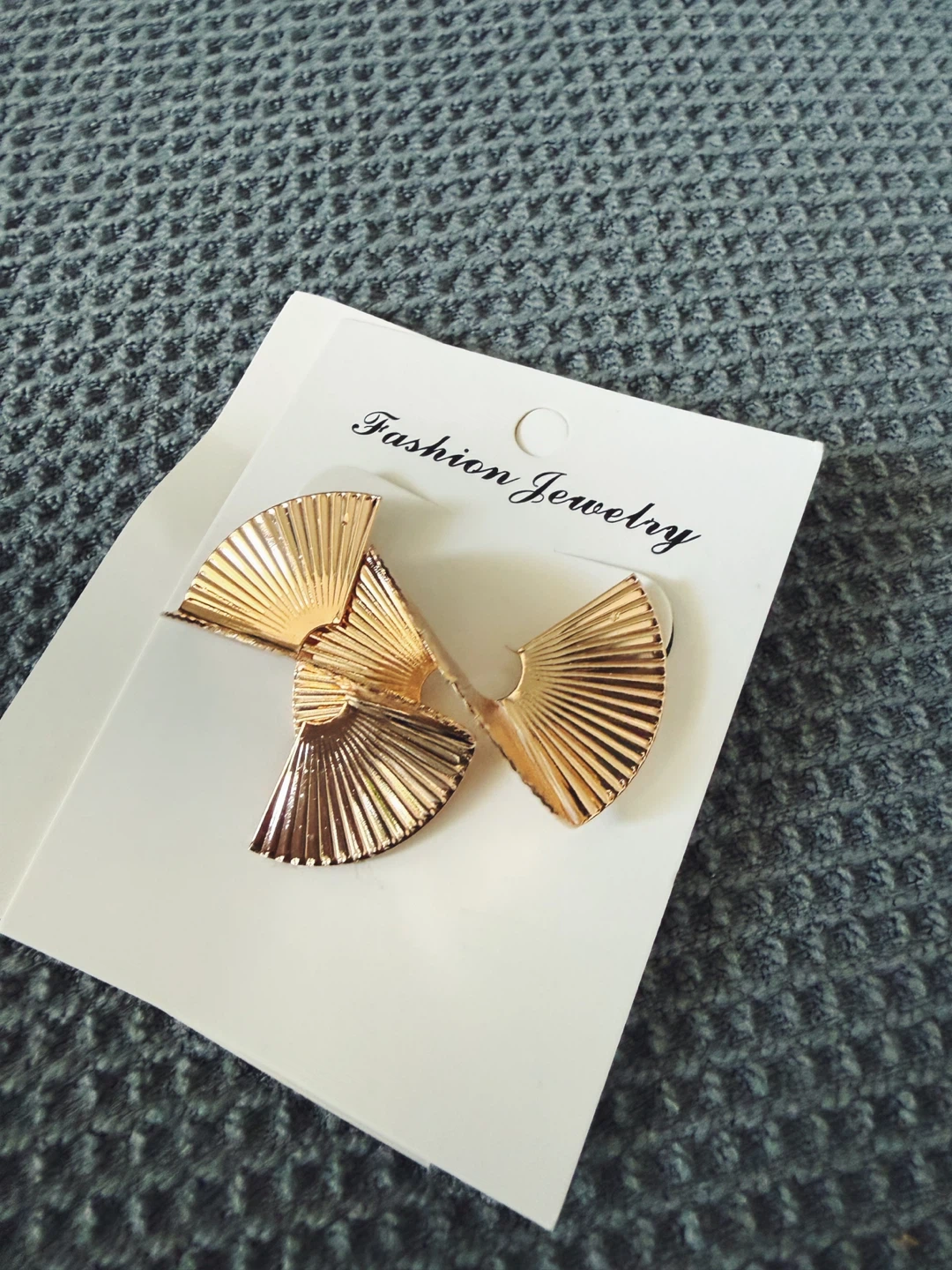 Gold Art Deco Fan Cross Earrings - photo 2