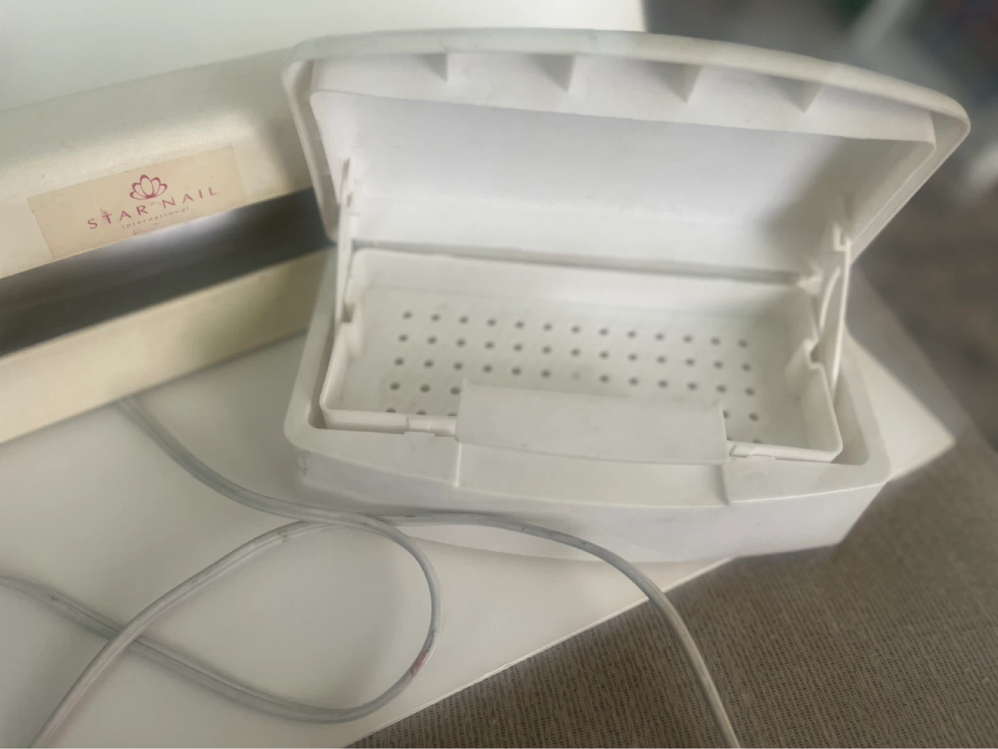 Star Nail UV Lamp &. Nail tool Sterlizer