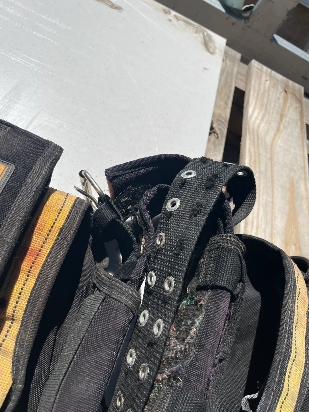 DeWalt Tool Belt and Pouches - photo 4