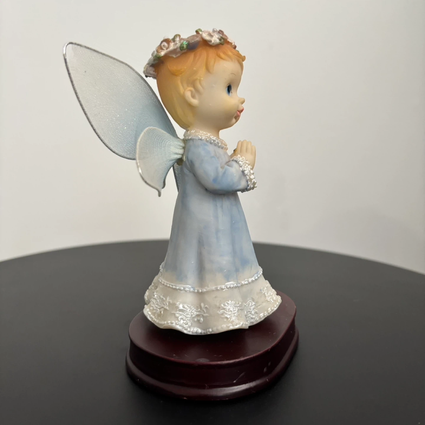Vintage Angel Figurine - photo 4