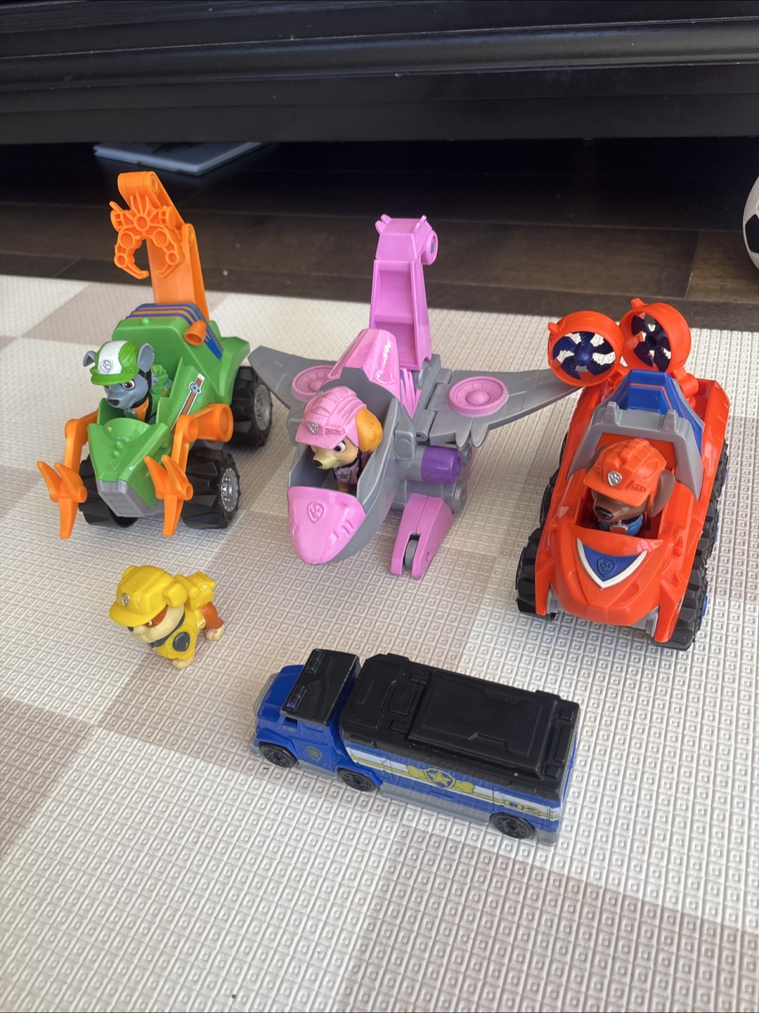 Paw Patrol Vehicles and Figures