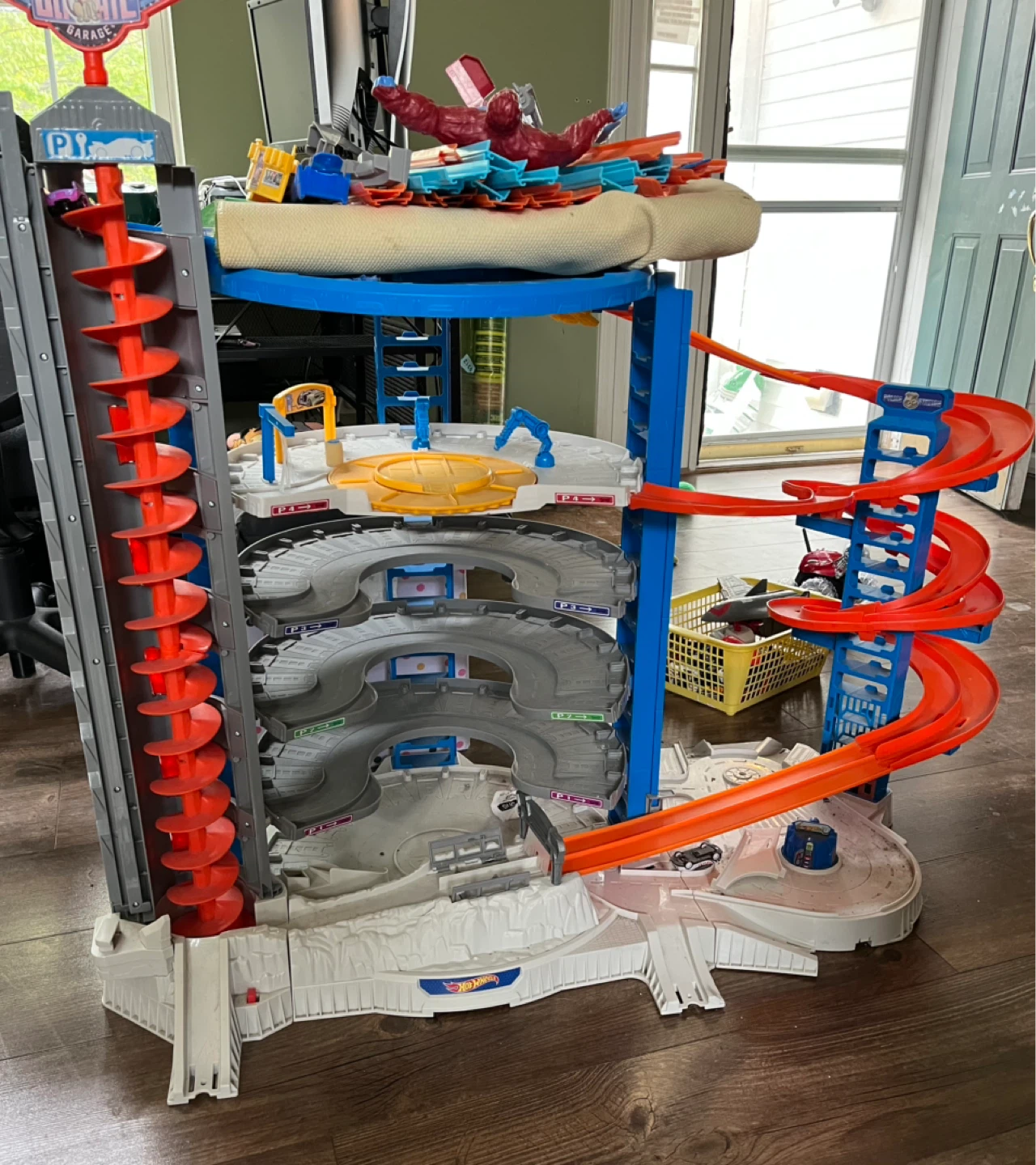 Hot Wheels Ultimate Garage