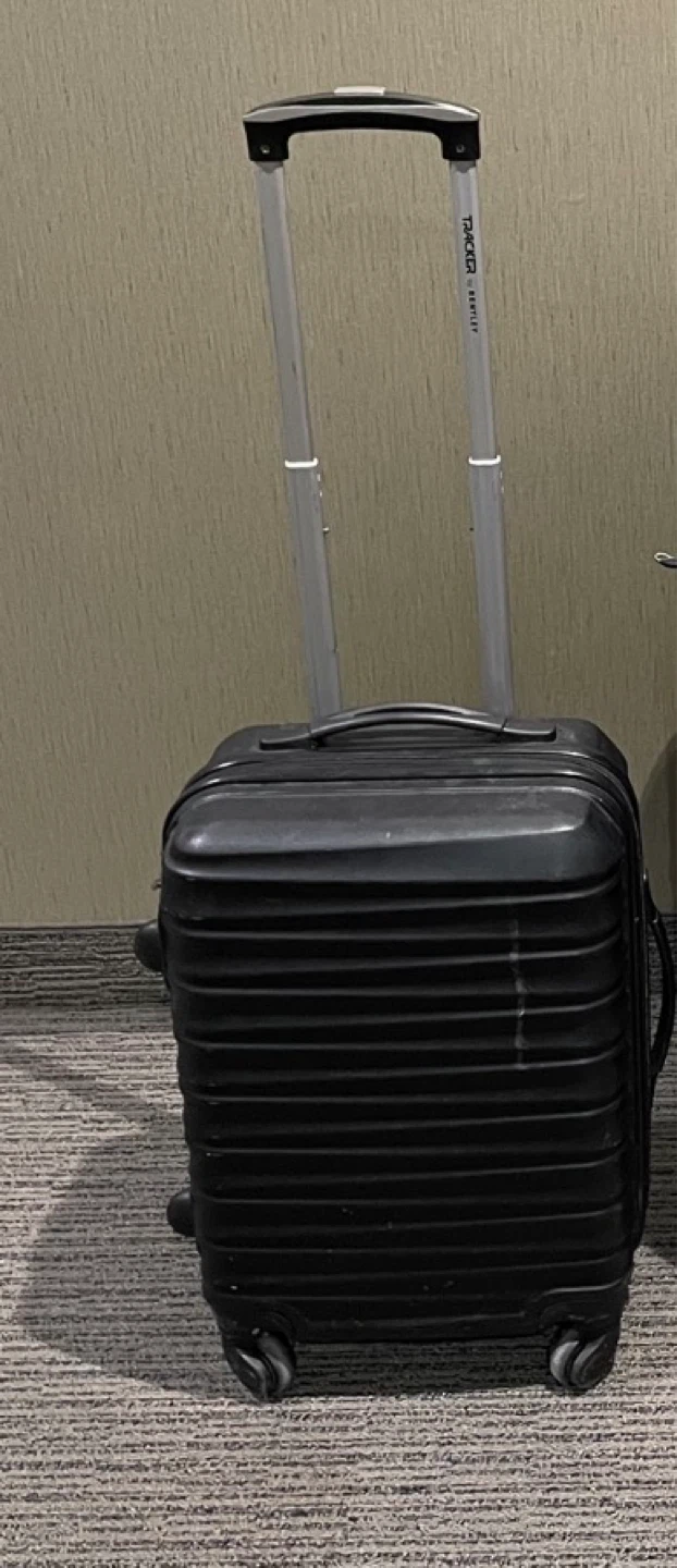 TAKARA Carry-on Suitcase - Black