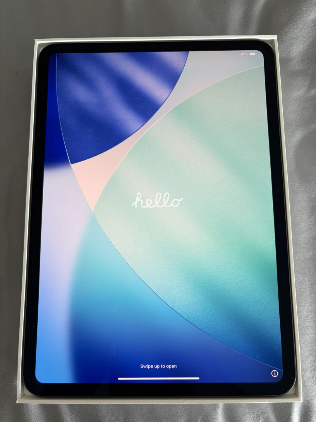 Apple iPad Pro 11-inch (M5) Wi-Fi 256GB +  Magic Keyboard