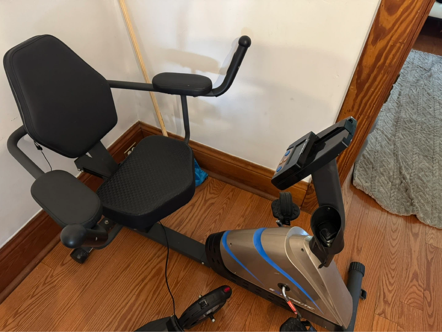 Exerpeutic Recumbent Exercise Bike - photo 3