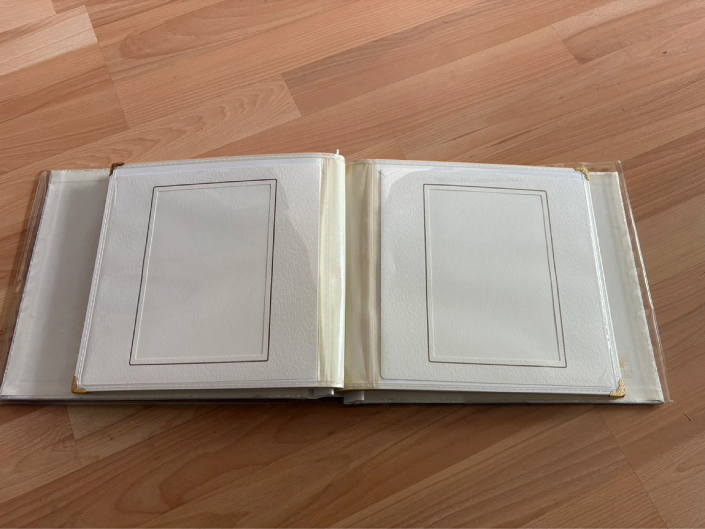 Vintage Photo Wedding Album 5 x 7 Pictures  $10 firm - photo 3