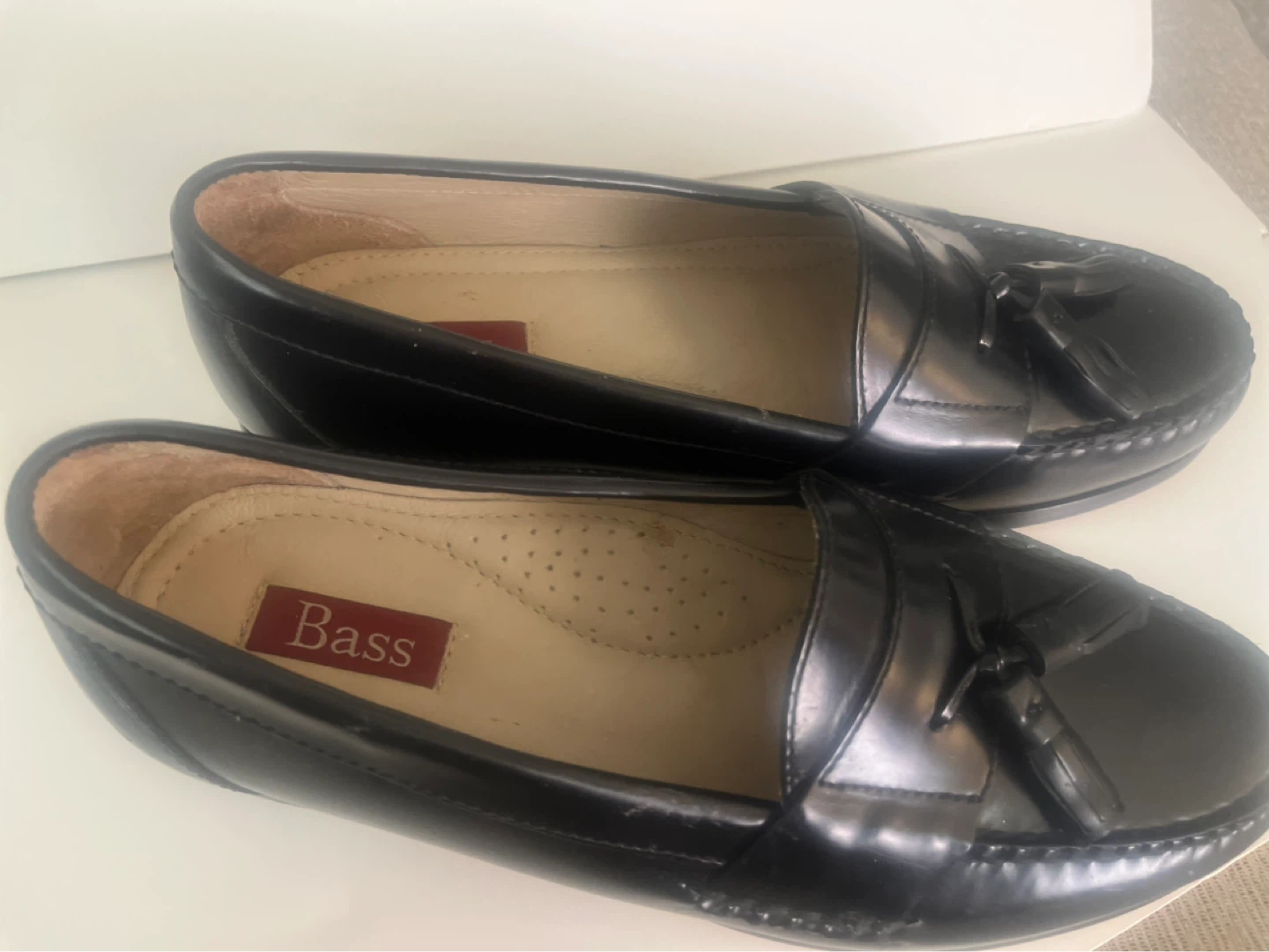 Bass Black Leather Tassel Loafers - Bathurst Bloor - photo 2