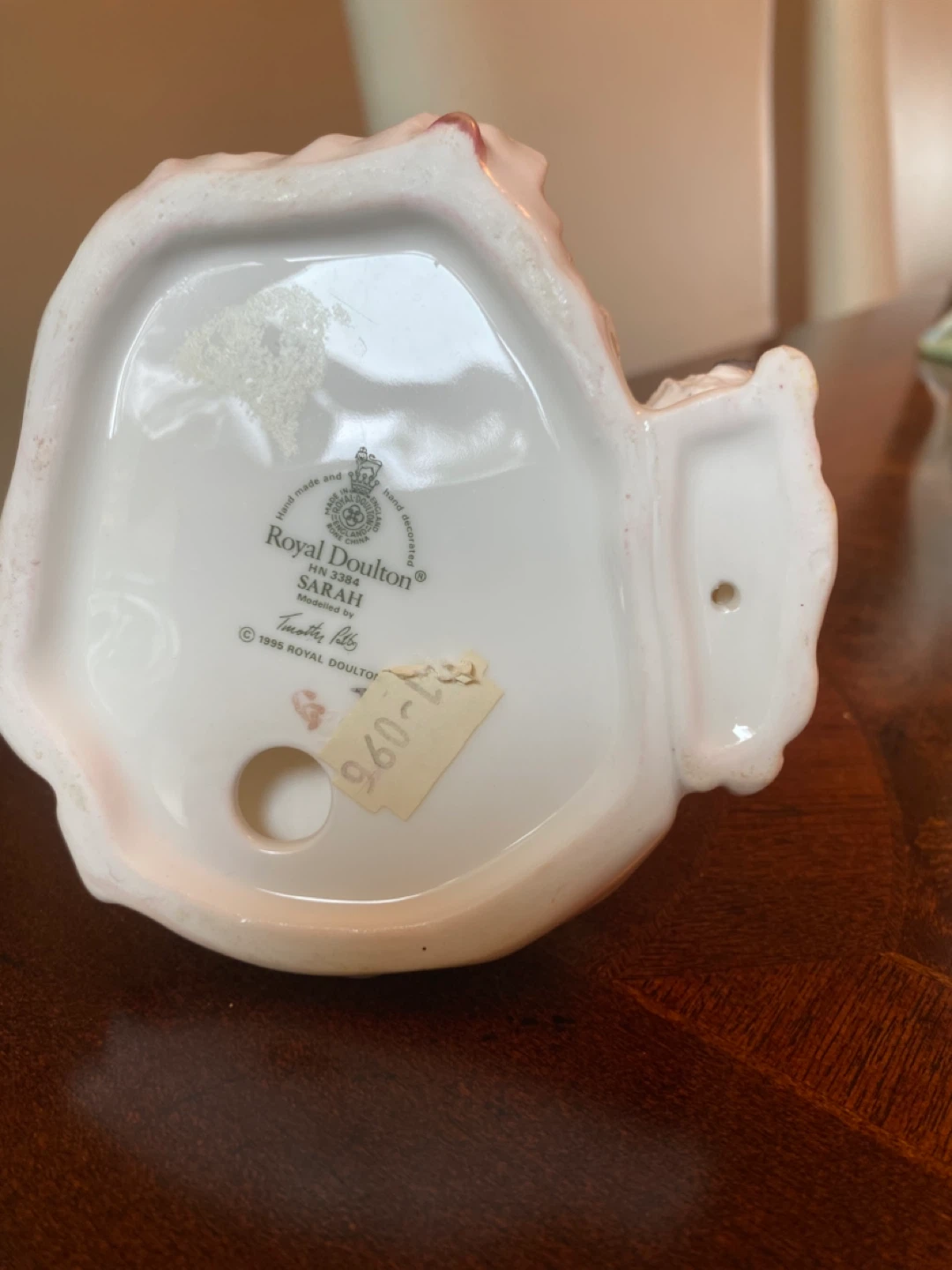 Royal Doulton Sarah Figurine HN 2735 - photo 4