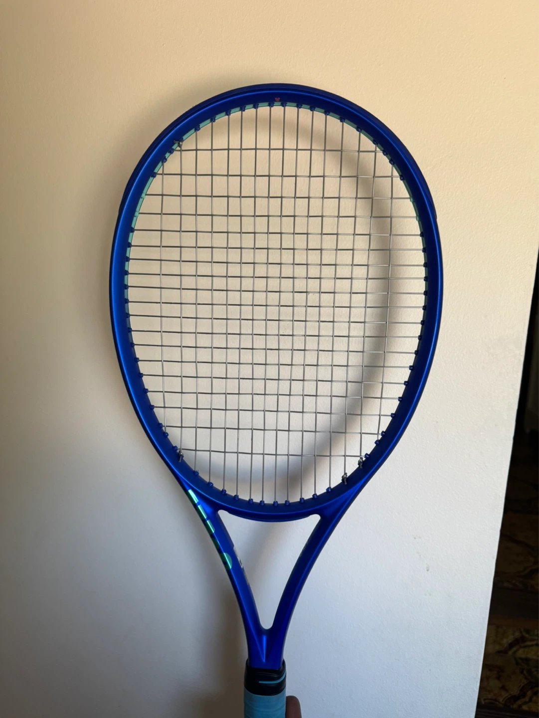 Wilson Ultra 100 Tennis Racquet