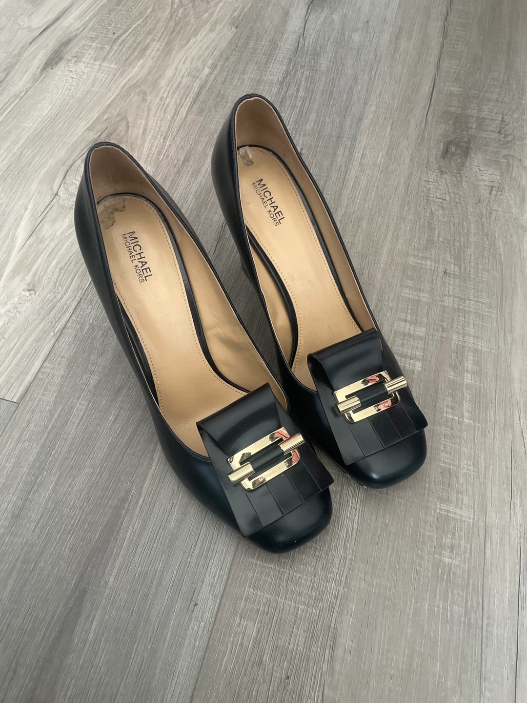 Michael Kors Black Leather Heels Size 9.5 - photo 2