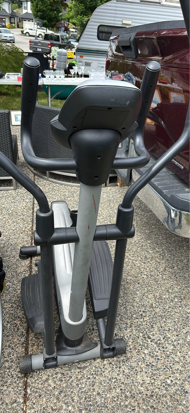 Gold's Gym Elliptical