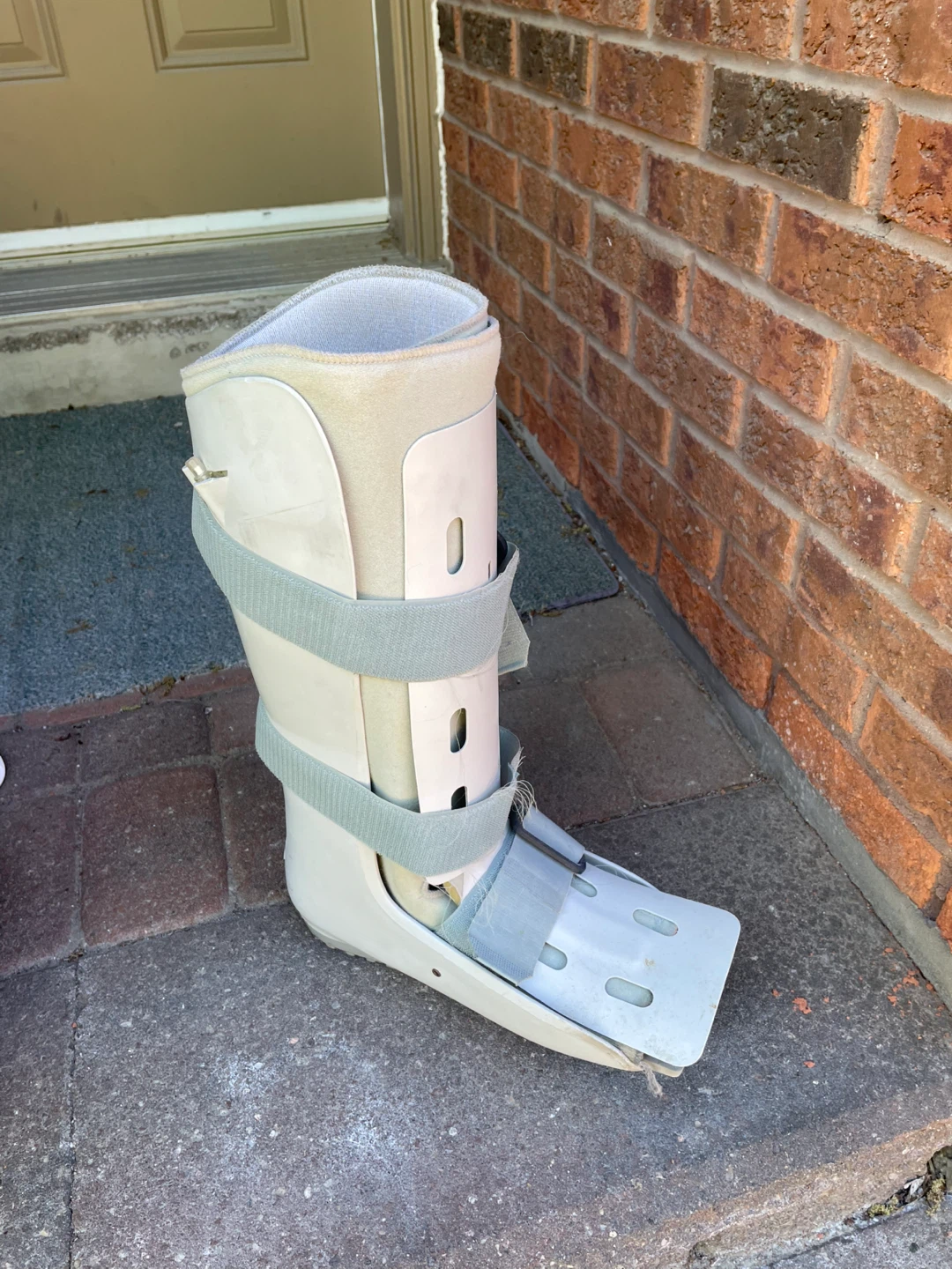 FoamWalker Walking Boot - Large