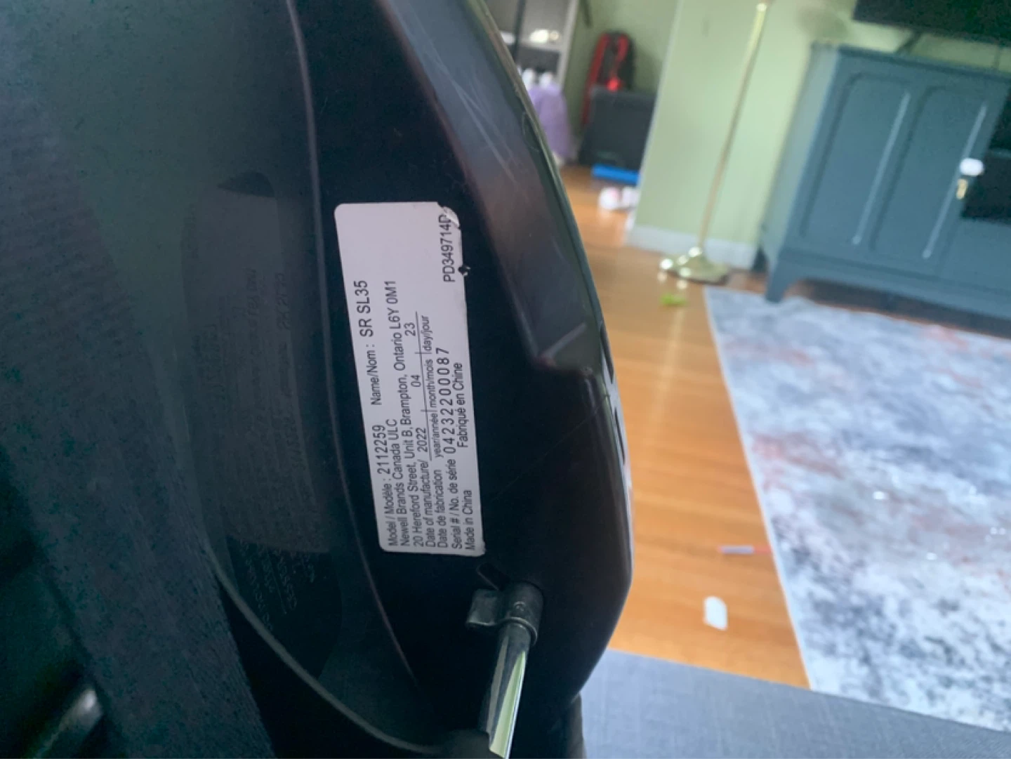 Graco SnugRide 35 Infant Car Seat and stroller with bassinet. - photo 3