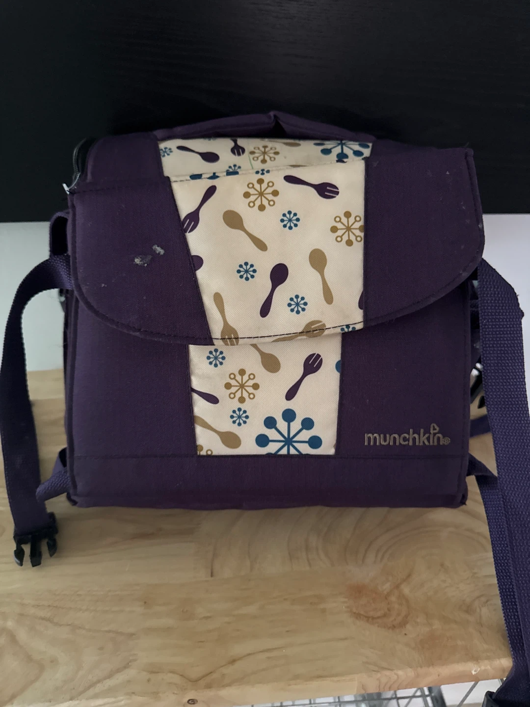 Munchkin Portable Booster Seat