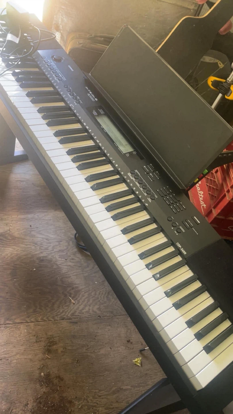Casio CDP-240R Digital Piano with chair