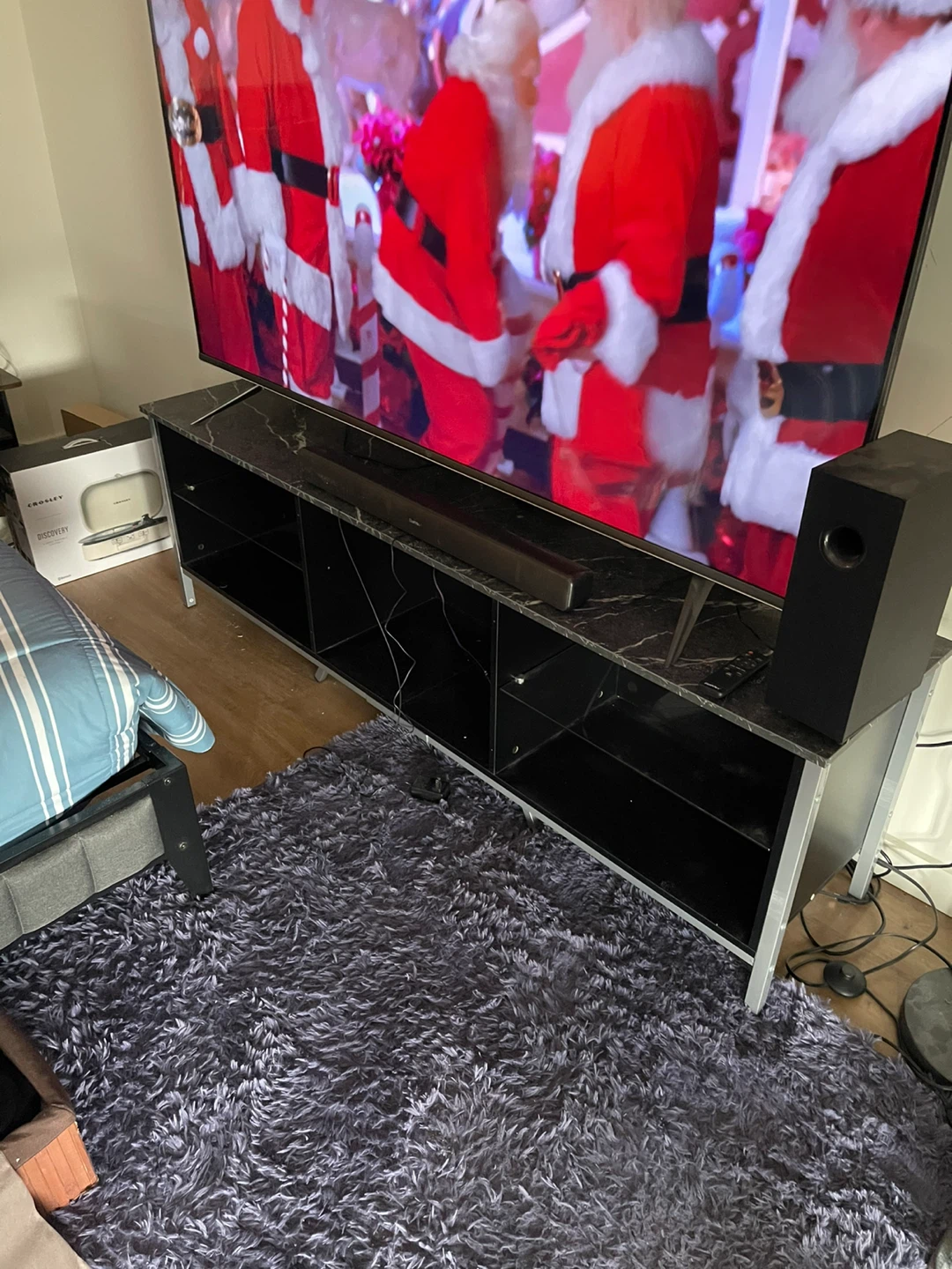 70” TV stand - photo 2