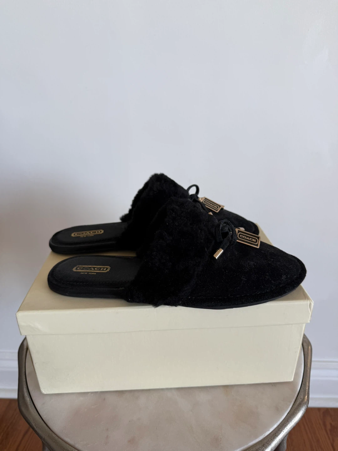 Coach Black Suede Shearling Lined Slippers size 7.5 - photo 2