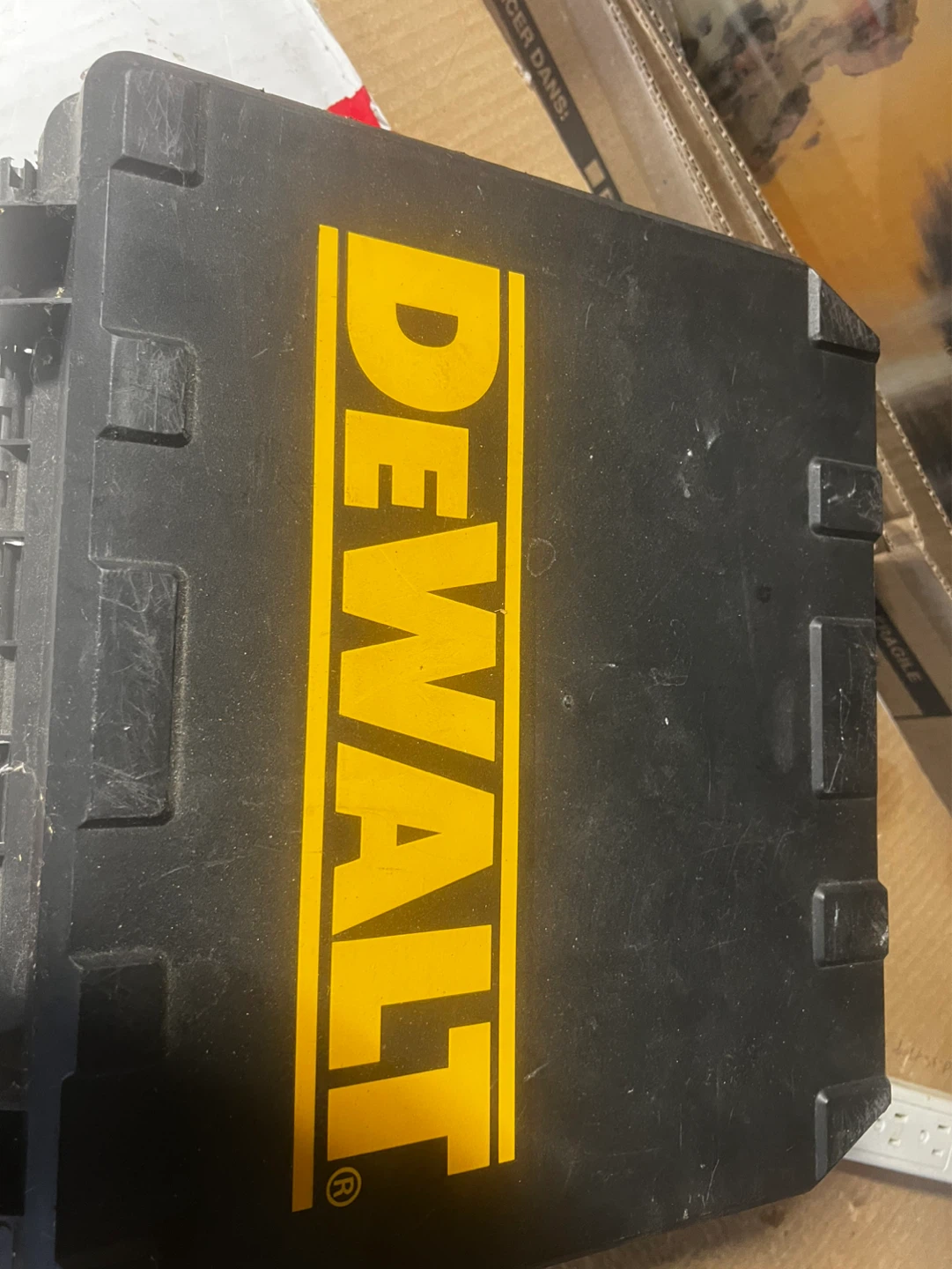 Dewalt 18V Battery Charger