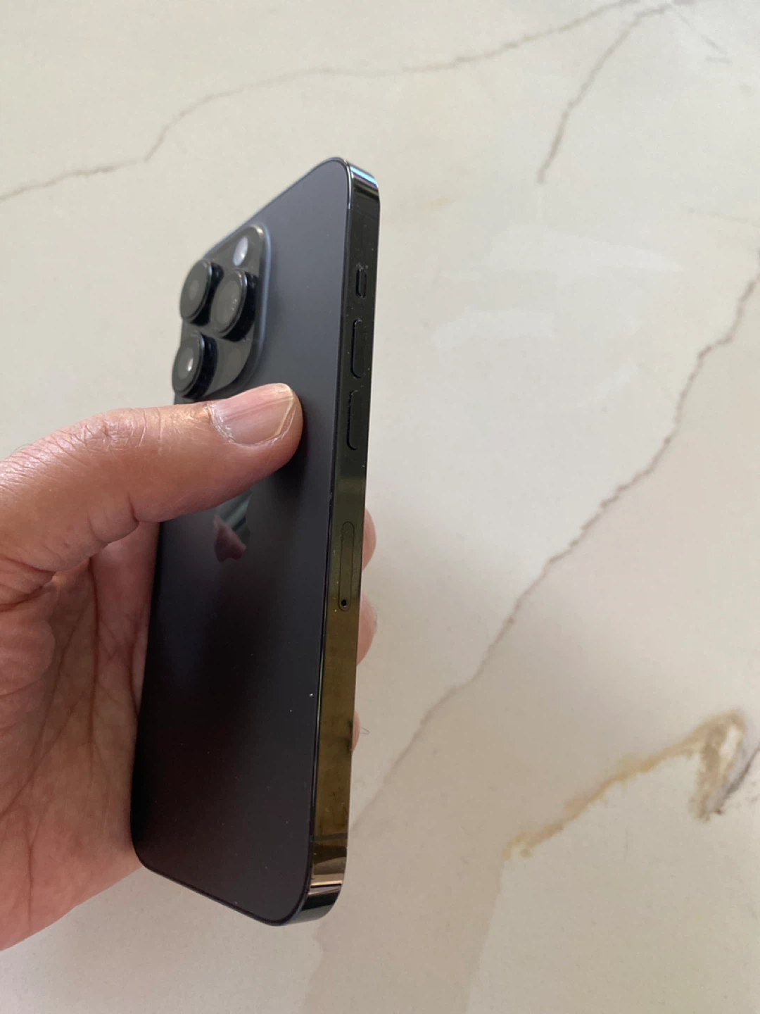 Apple iPhone 14 Pro - photo 3