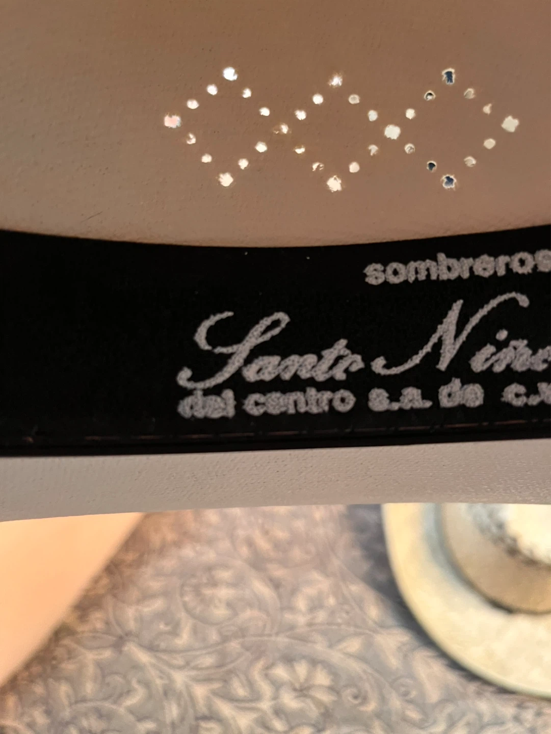 Santo Niño Sombrero - photo 3