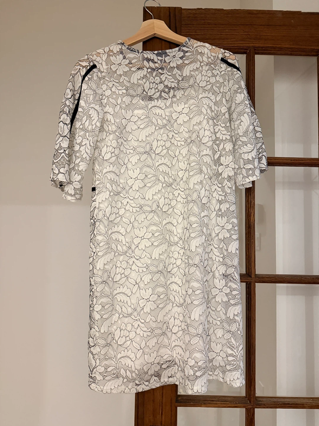 River Island Lace Dress - Size 10 EU / Medium - photo 4