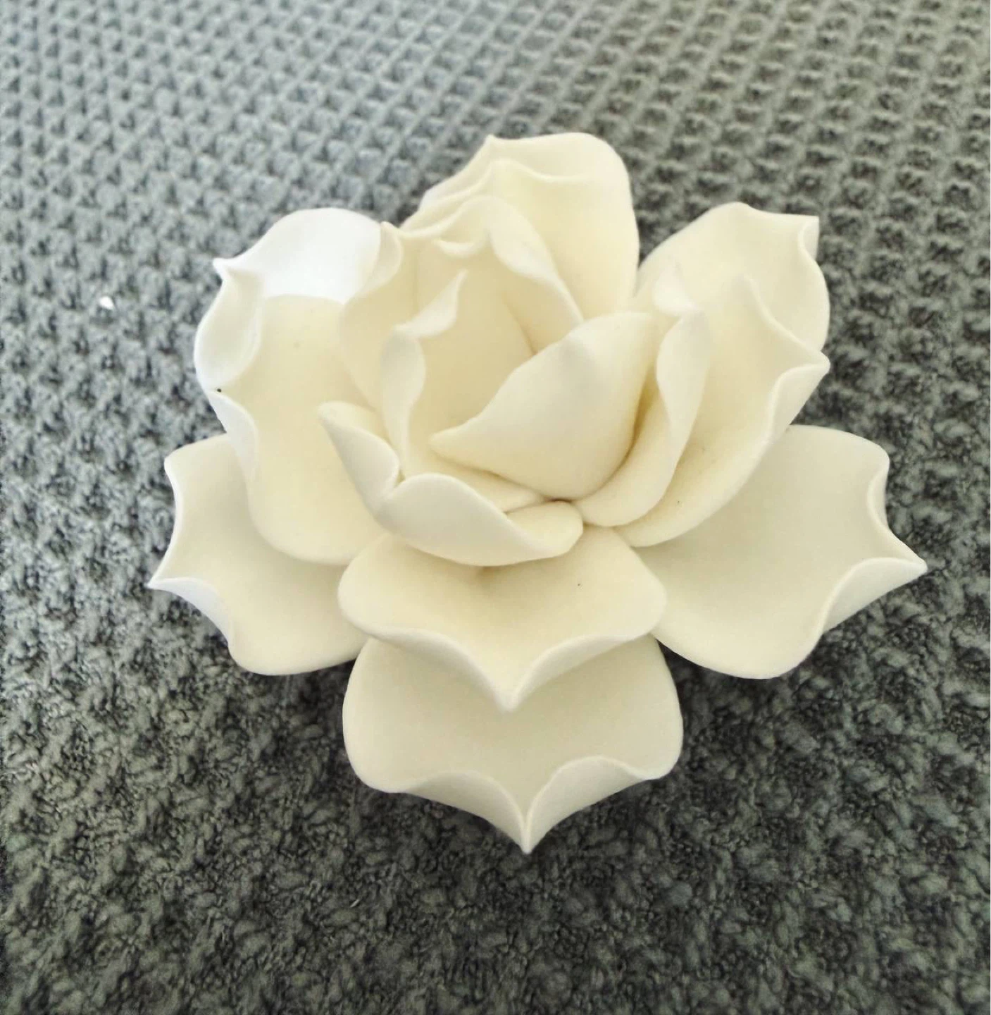 Mini white lotus incense holder - photo 2