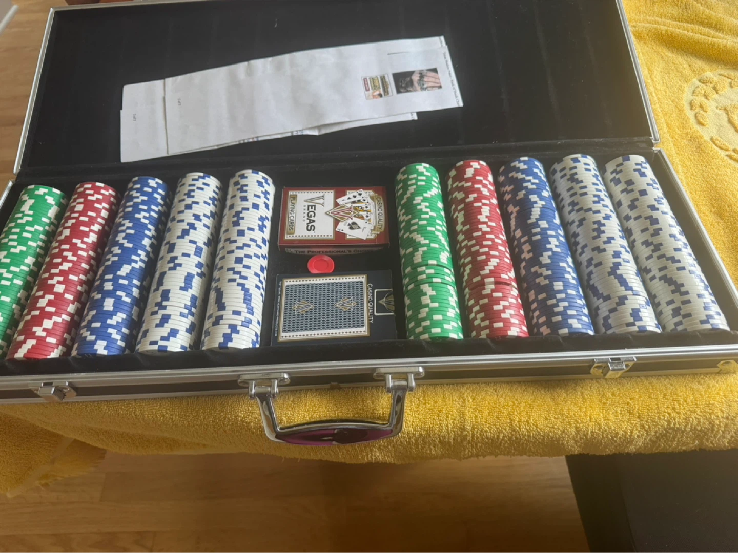Poker chip set