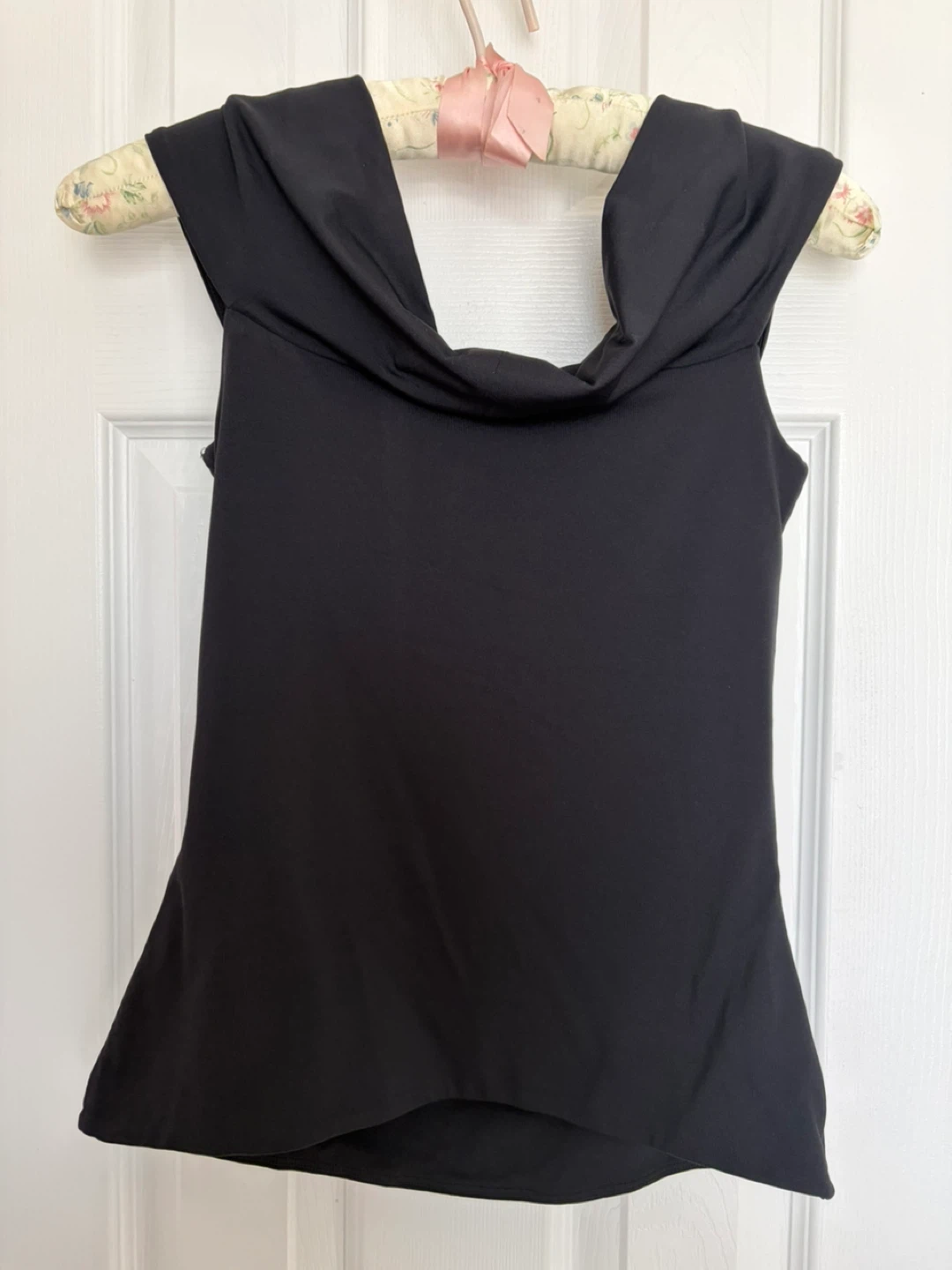 CONTOUR by Aritzia Black Sleeveless Twisted Neck Top Size M - photo 2