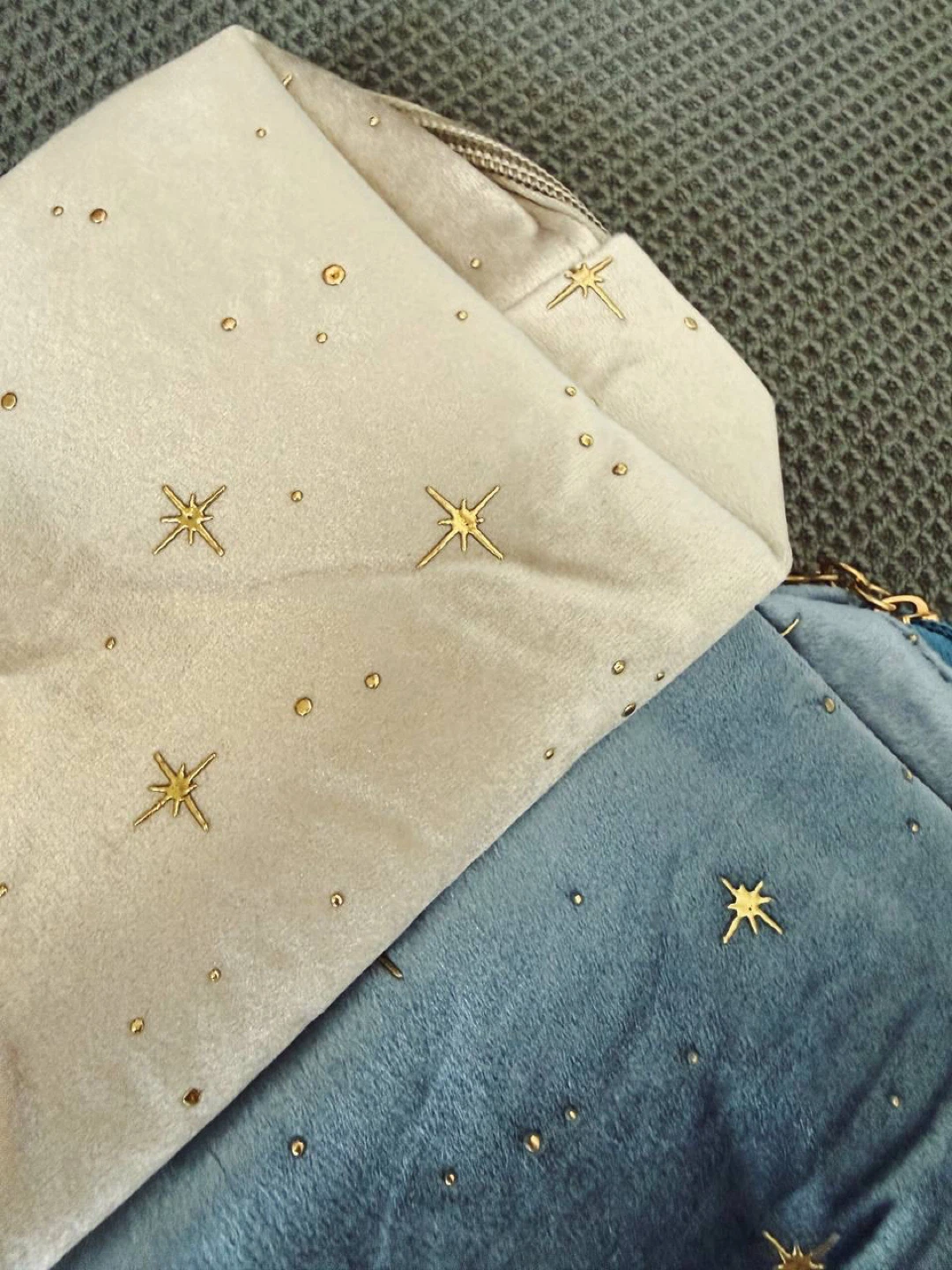 Velvet Makeup Bag with Gold Stars - photo 5