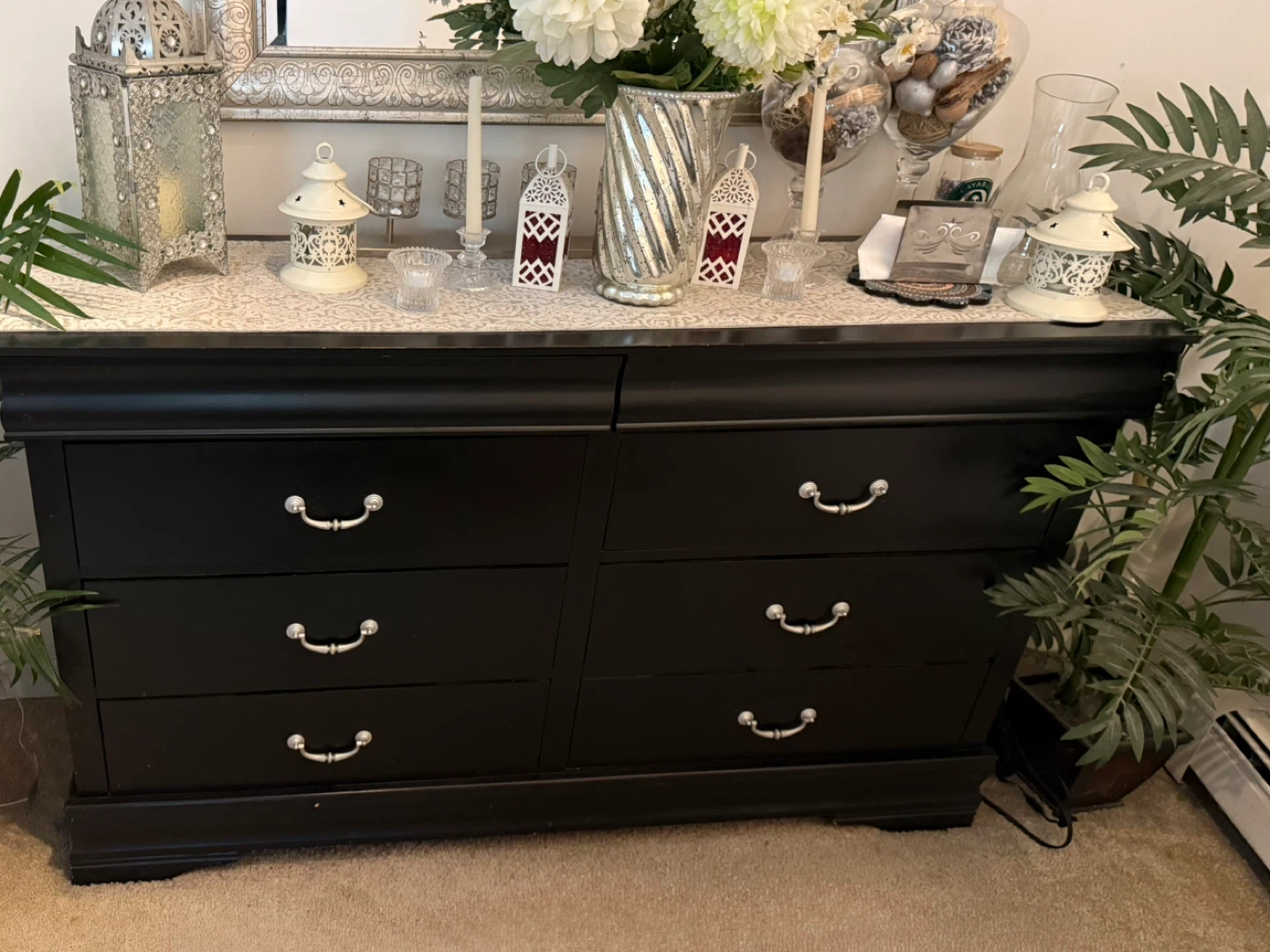 Black 6-Drawer Console/Dresser