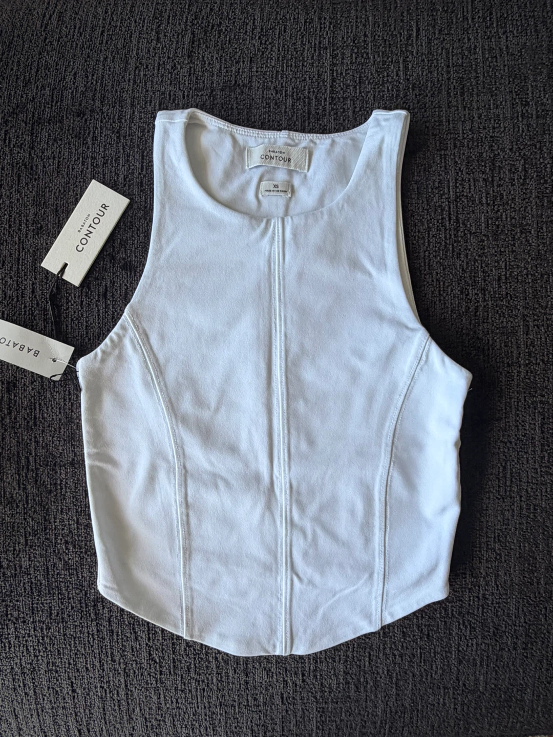 Zara Orange T-shirt & Babaton White Top - photo 3