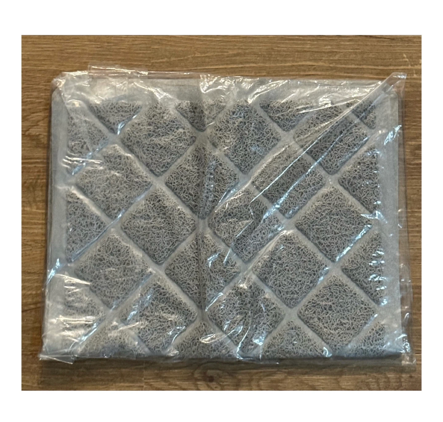 Brand new 23" x 14" Premium Cat Litter Mat - photo 2