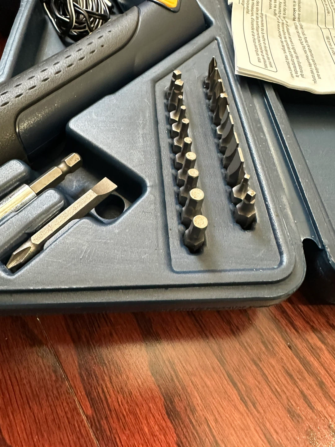Mastercraft 3.6V Cordless Screwdriver with Bit Set - photo 5