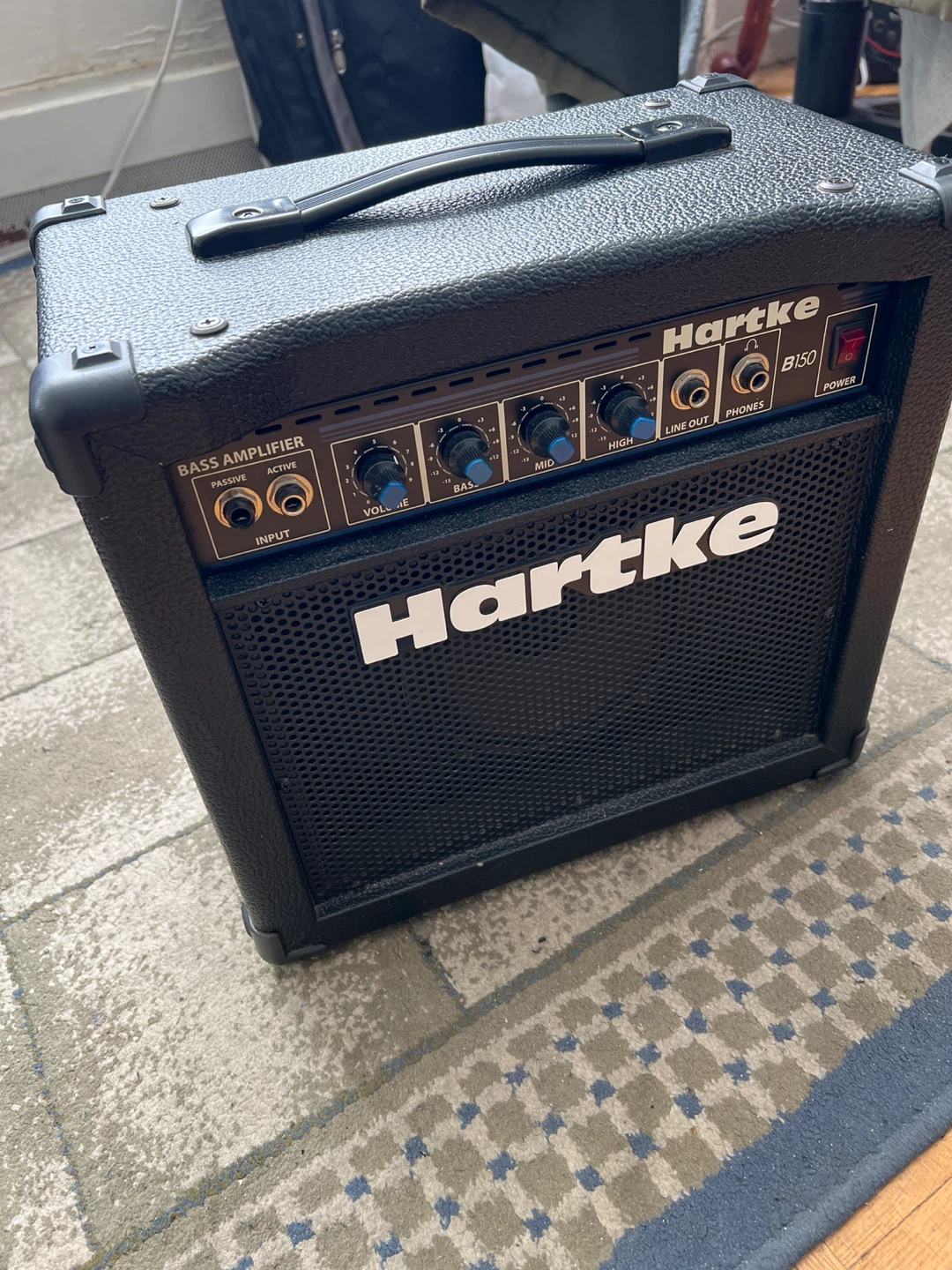 Hartke B150 15 Watt Bass Amplifier - photo 3