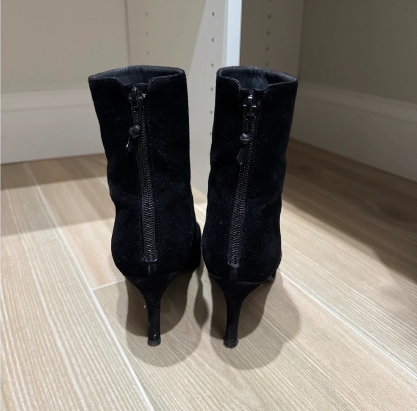 Stuart Weizman Suede Boots 7 - photo 3