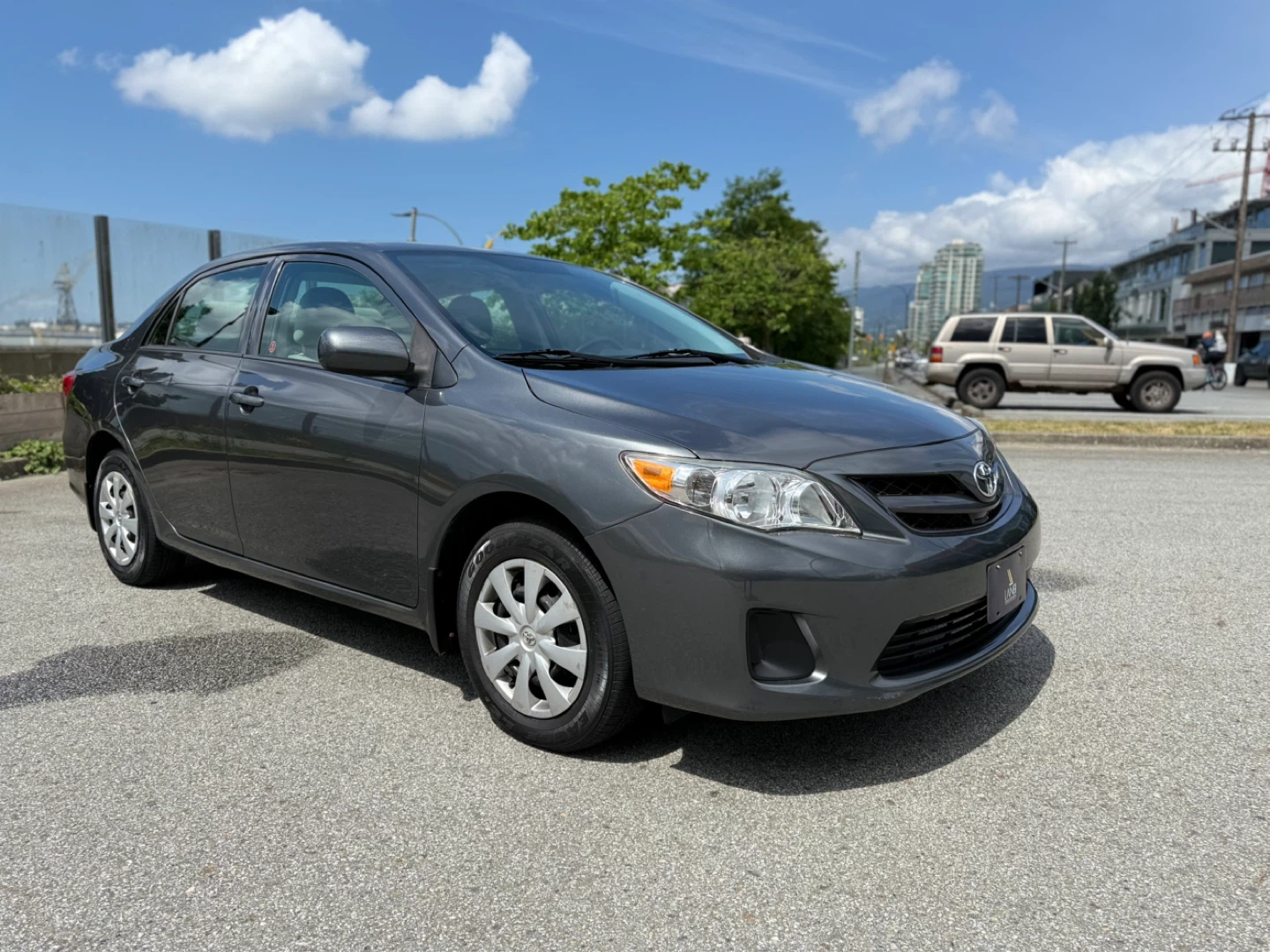 2012 Toyota Corolla CE - photo 3