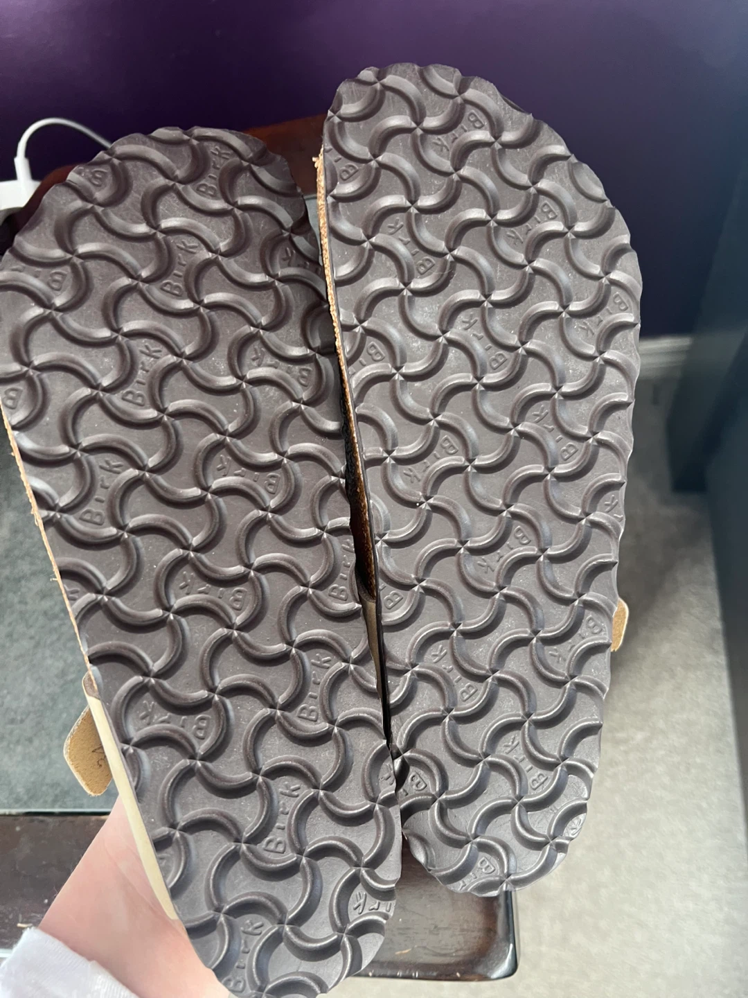 Like new Birkenstock Sandals Size 8 - photo 3