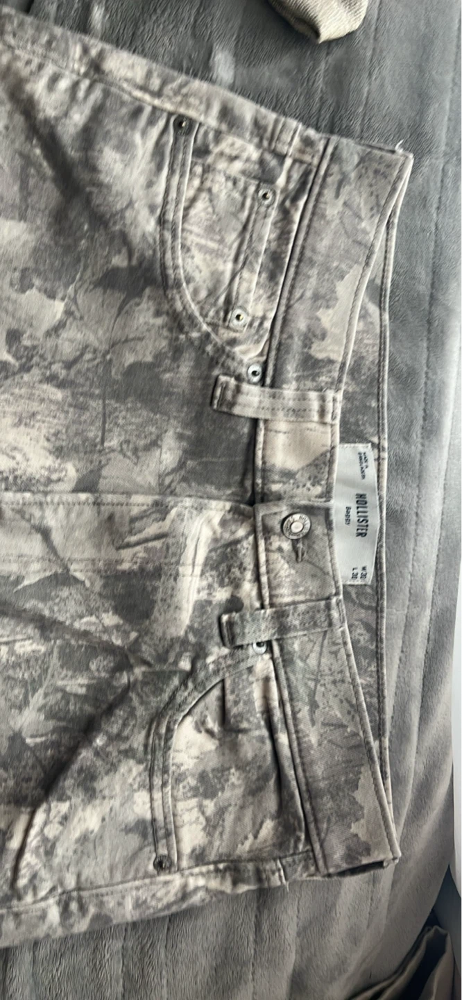 Hollister Camo Jeans - photo 2