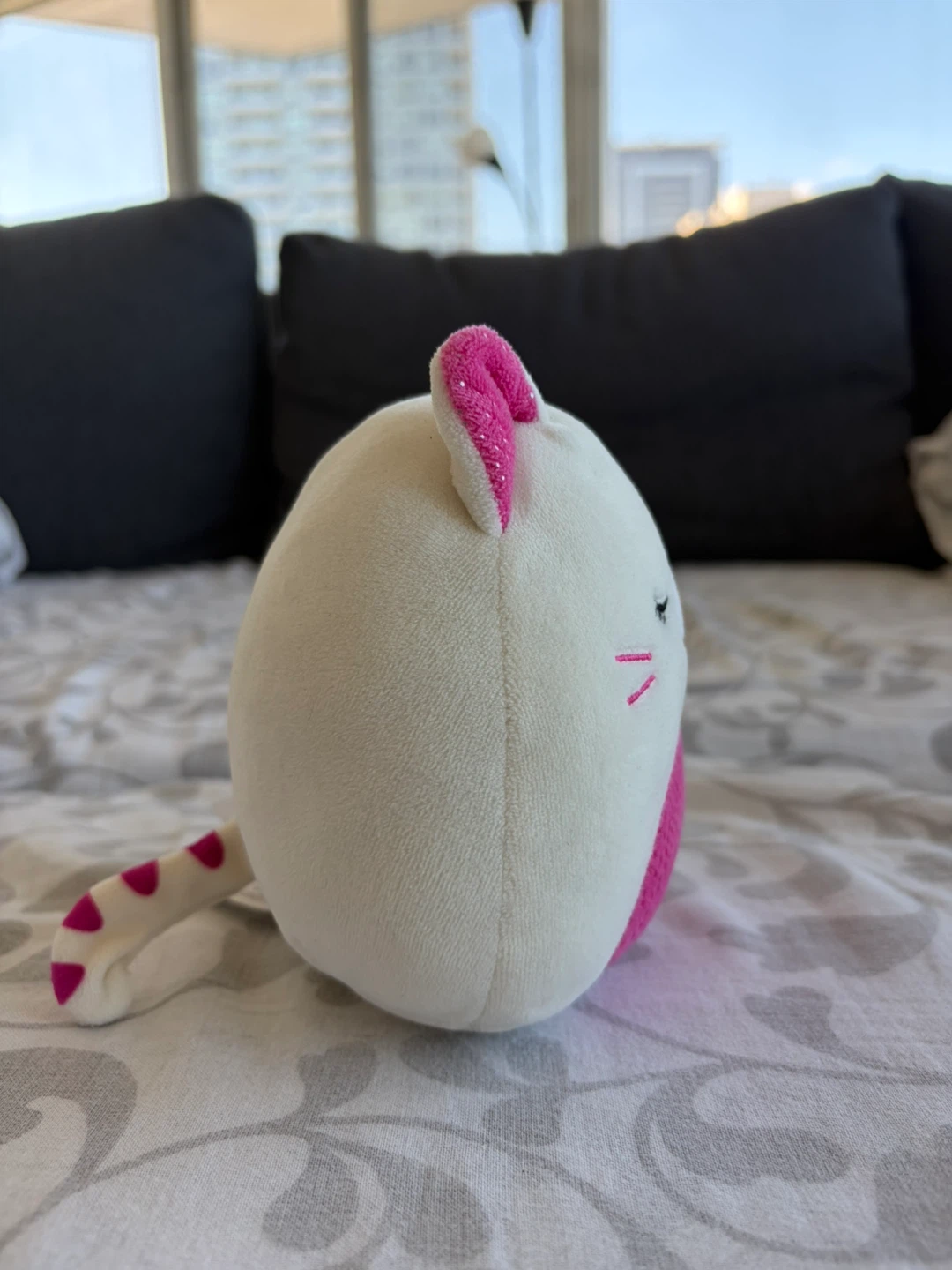 Squishmallows Carmen the Pink and Cream Cat. - photo 4