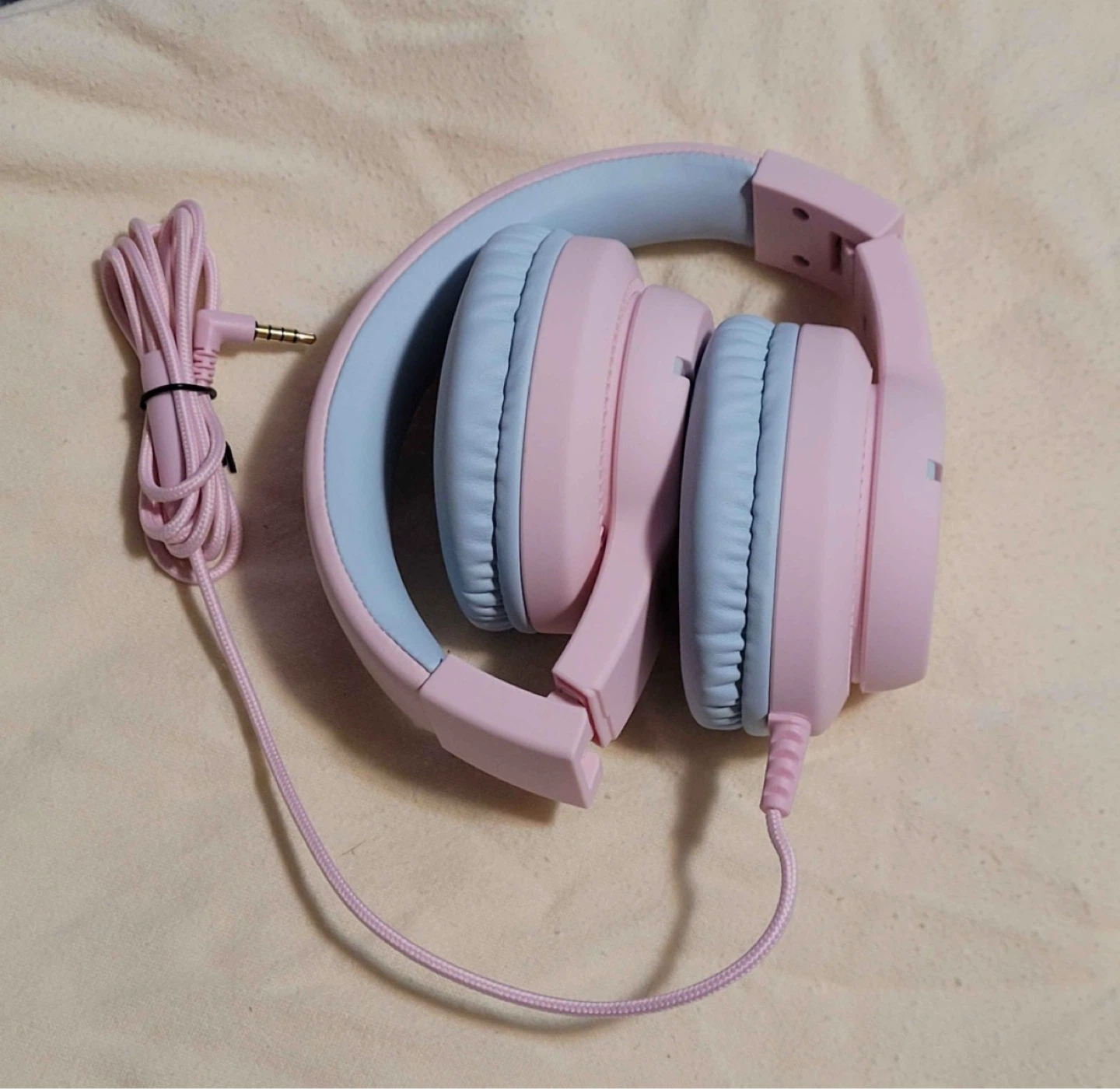 iClever Wired Headphones