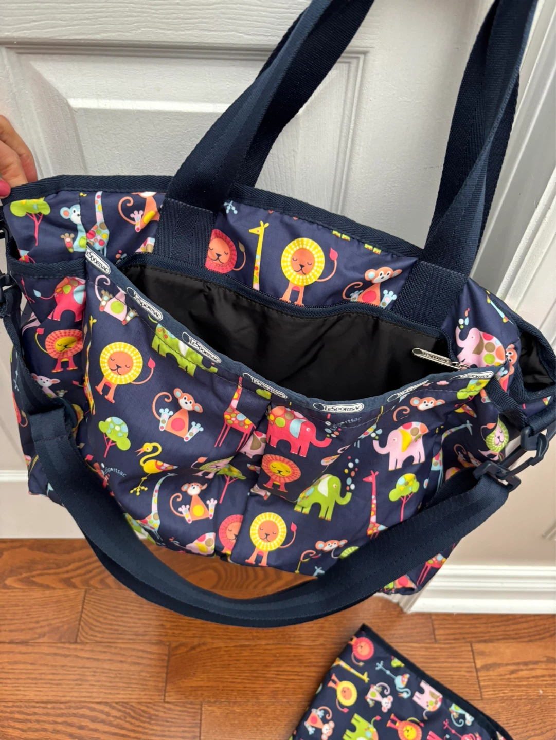 Lesportsac Ryan Diaper Bag + Changing Pad - photo 5