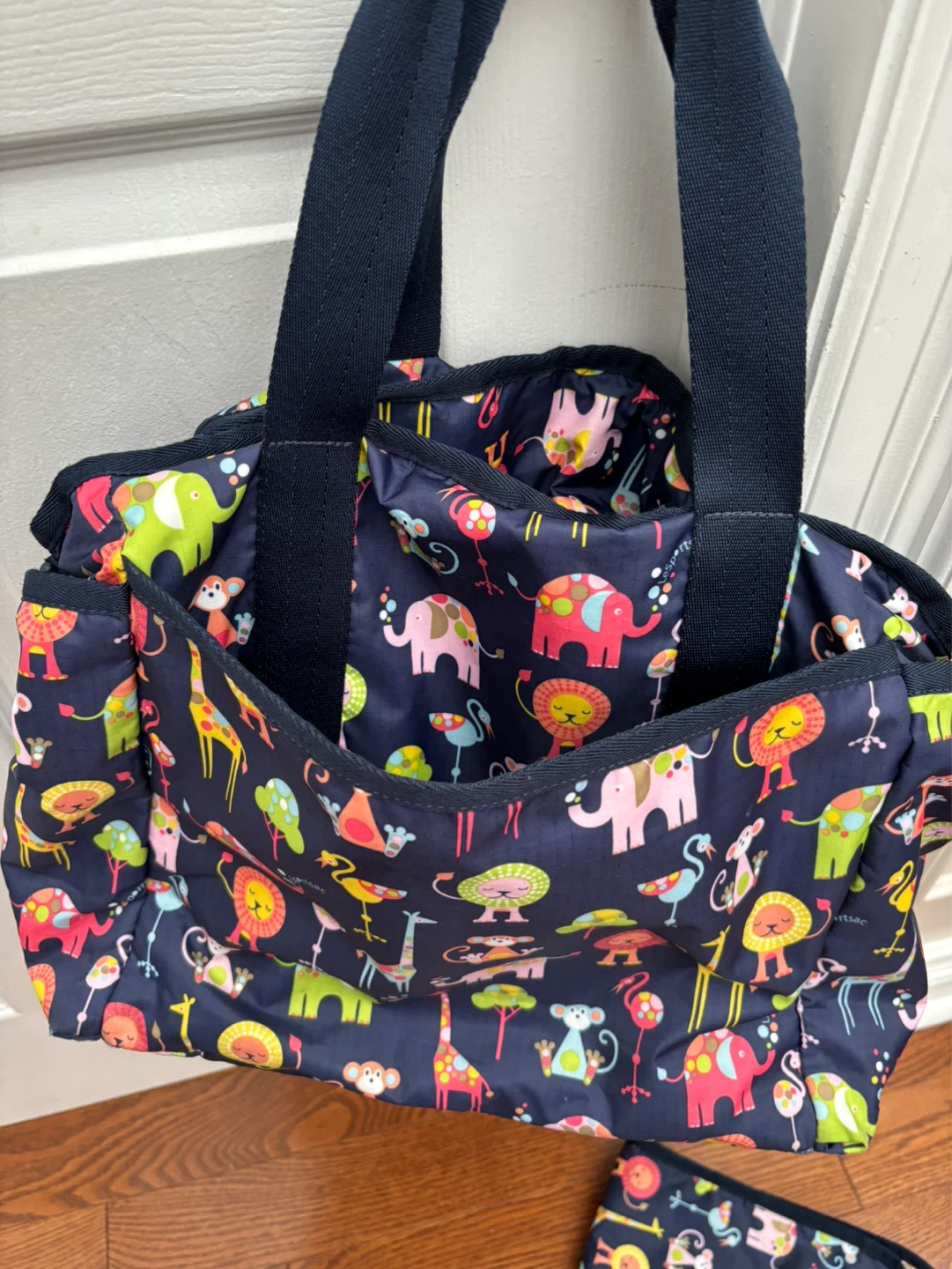 Lesportsac Ryan Diaper Bag + Changing Pad - photo 4