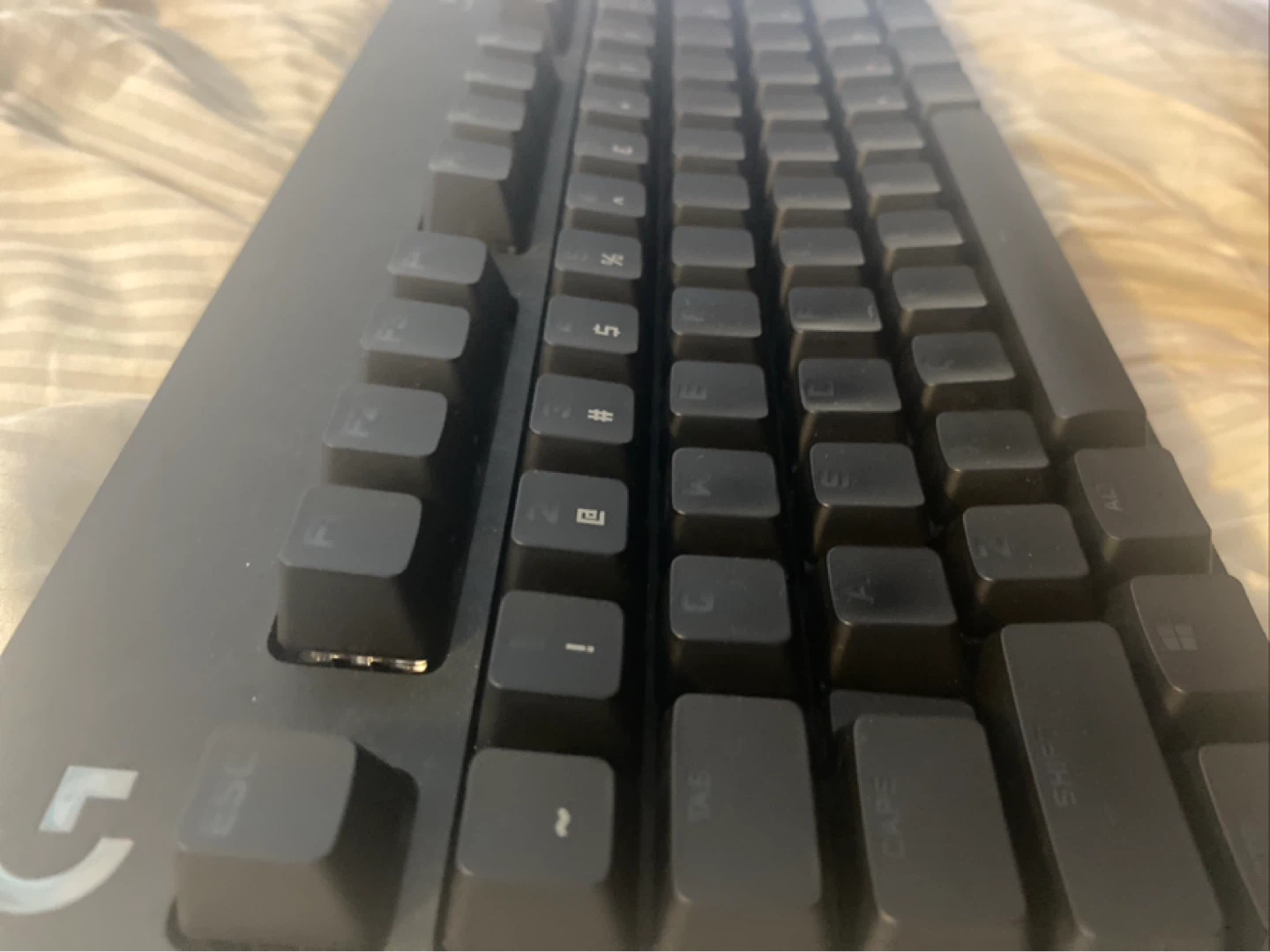 Logitech Mechanical Gaming Keyboard - photo 4